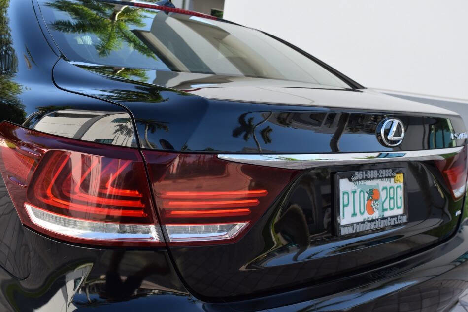 Used 2013 Lexus LS 460 AWD w/ Comfort Pkg image 24