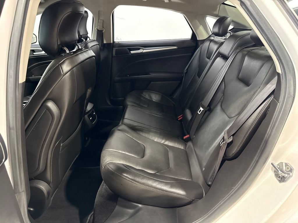 Used 2013 Ford Fusion Titanium FWD image 29