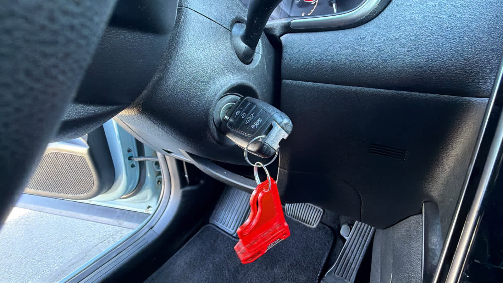 Used 2023 Hyundai Santa Cruz SE image 17