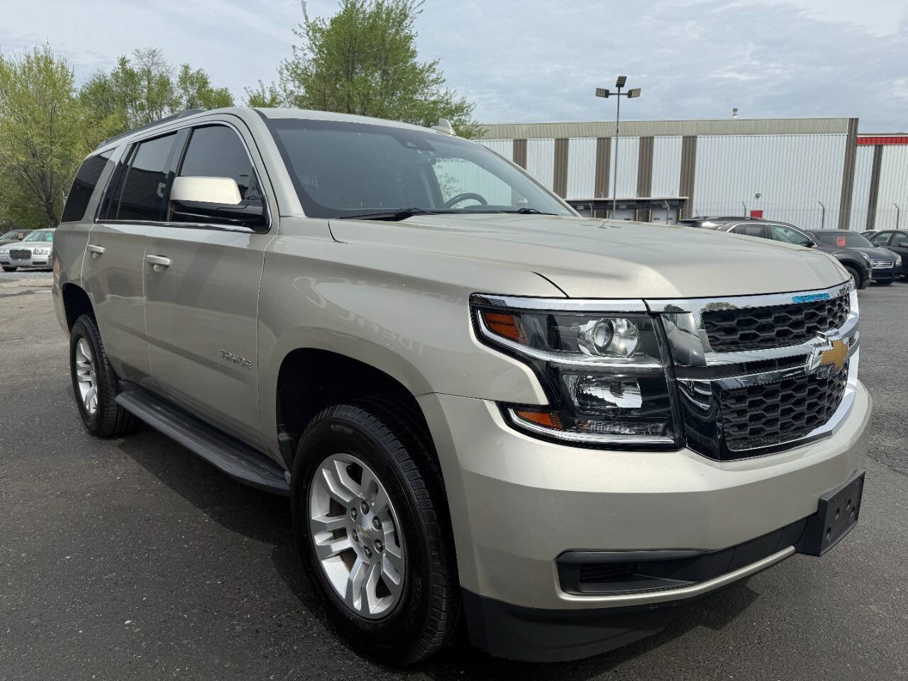 Used 2016 Chevrolet Tahoe LT AWD/4WD image 3