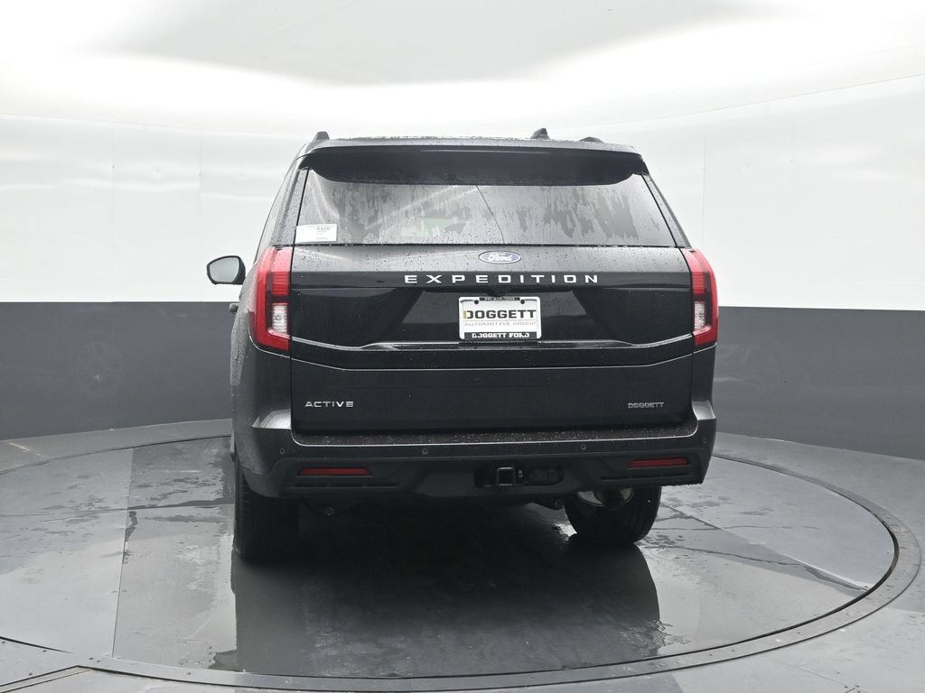 New 2026 Ford Expedition Active RWD image 17
