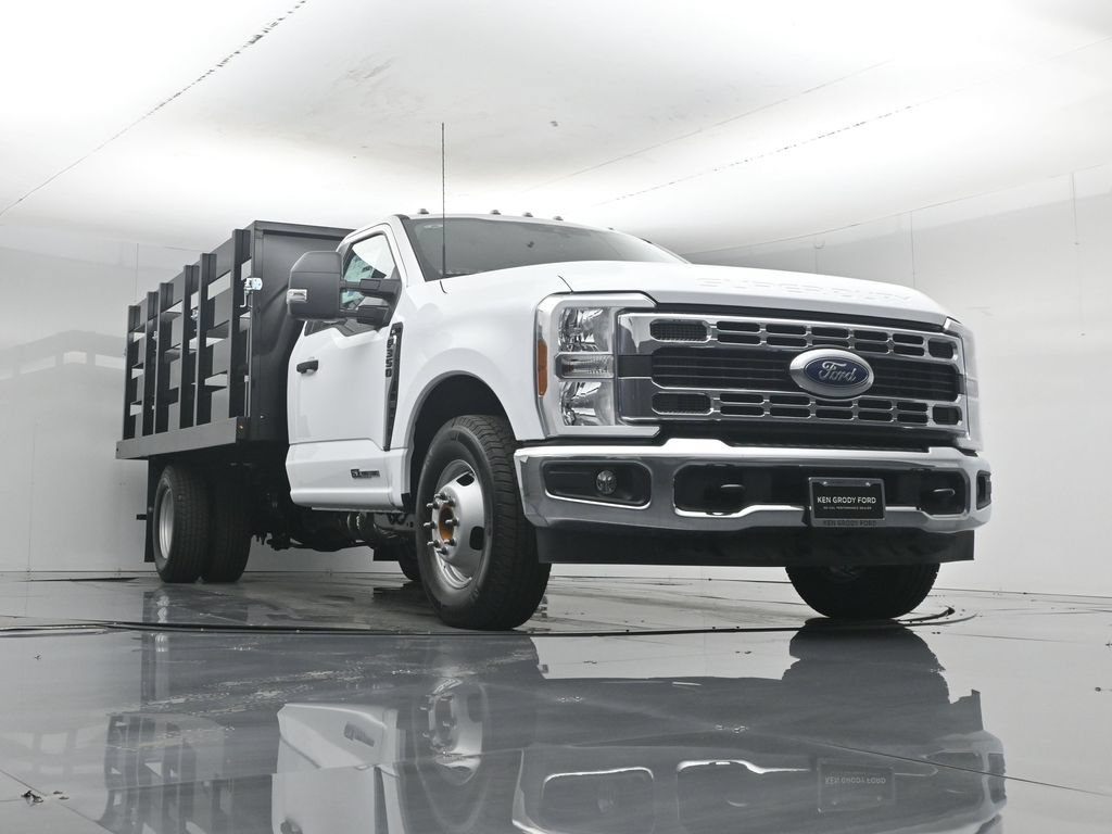New 2026 Ford F350 XL w/ XL Chrome Package RWD image 38