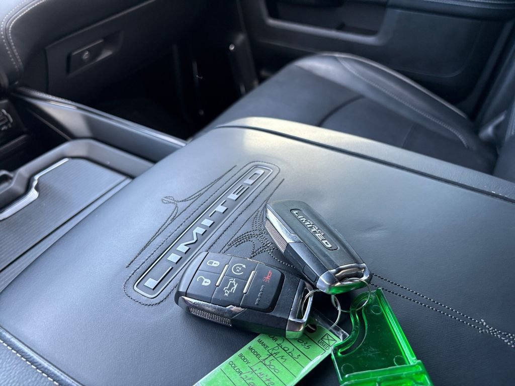 Used 2023 RAM 2500 Limited image 30