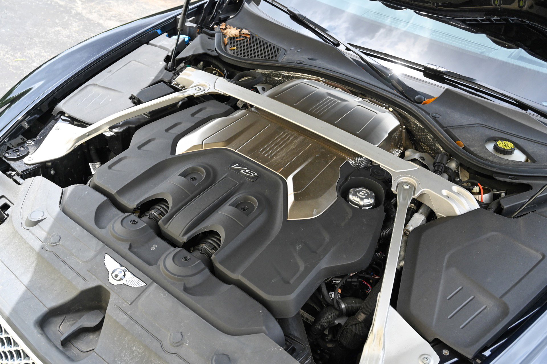 Used 2020 Bentley Continental GT V8 AWD/4WD image 46