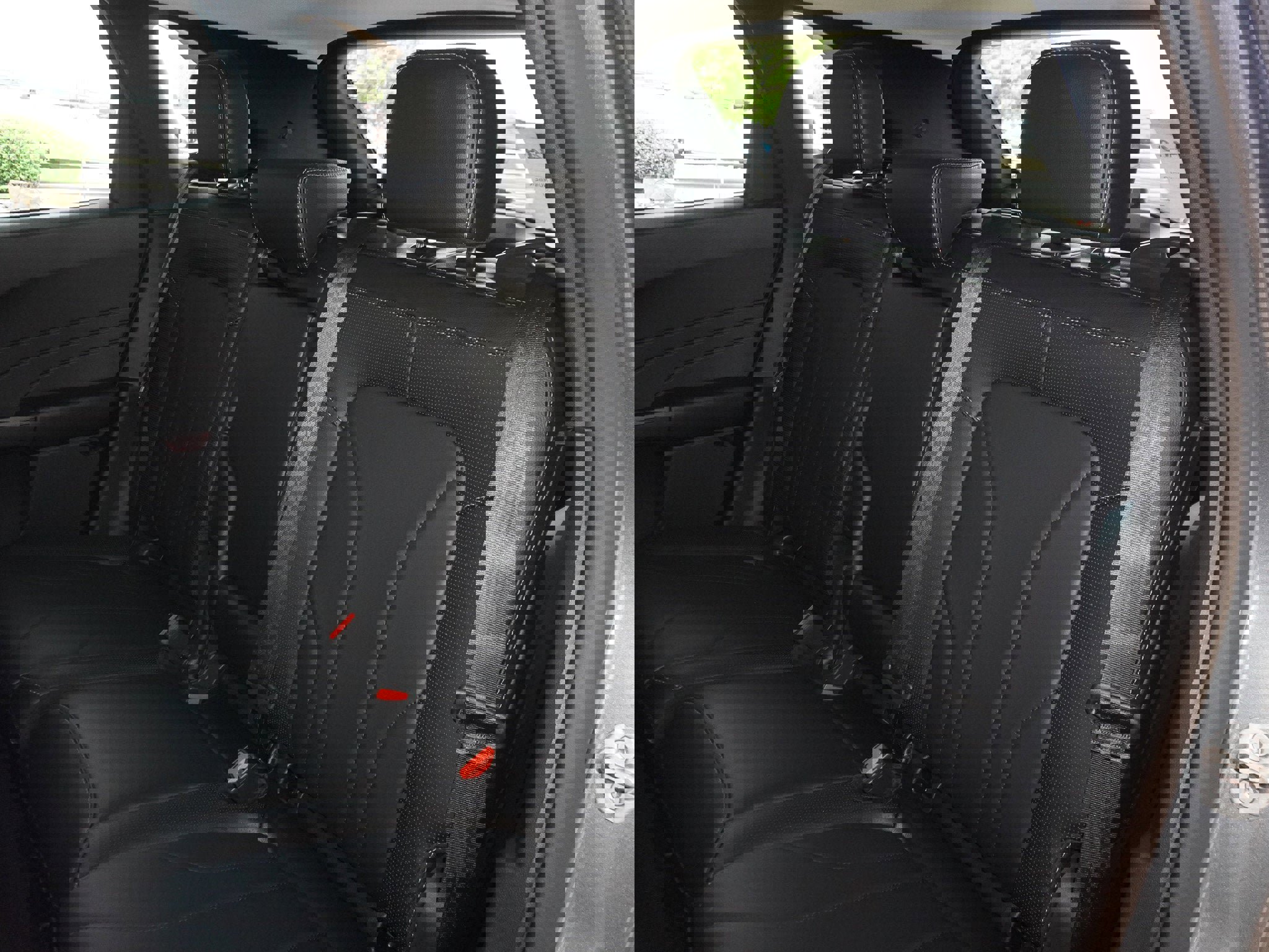 New 2025 Ford Escape SE w/ PHEV Premium Package image 38