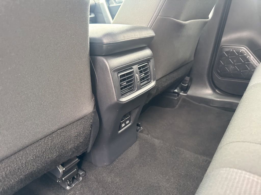 Used 2025 Toyota RAV4 XLE image 53