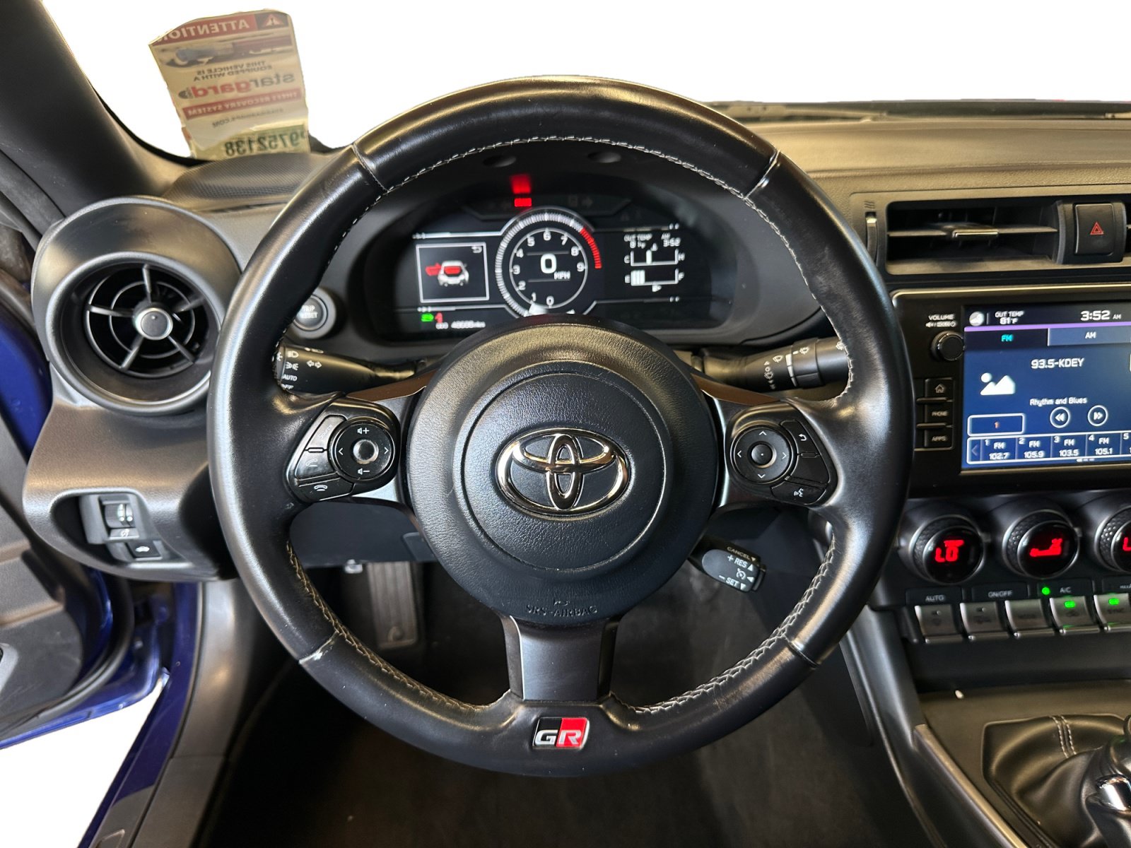 Used 2023 Toyota GR86 RWD image 12