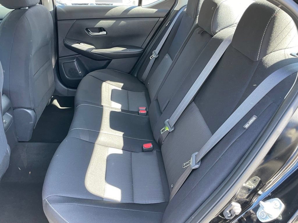 Certified 2021 Nissan Sentra SV FWD image 8