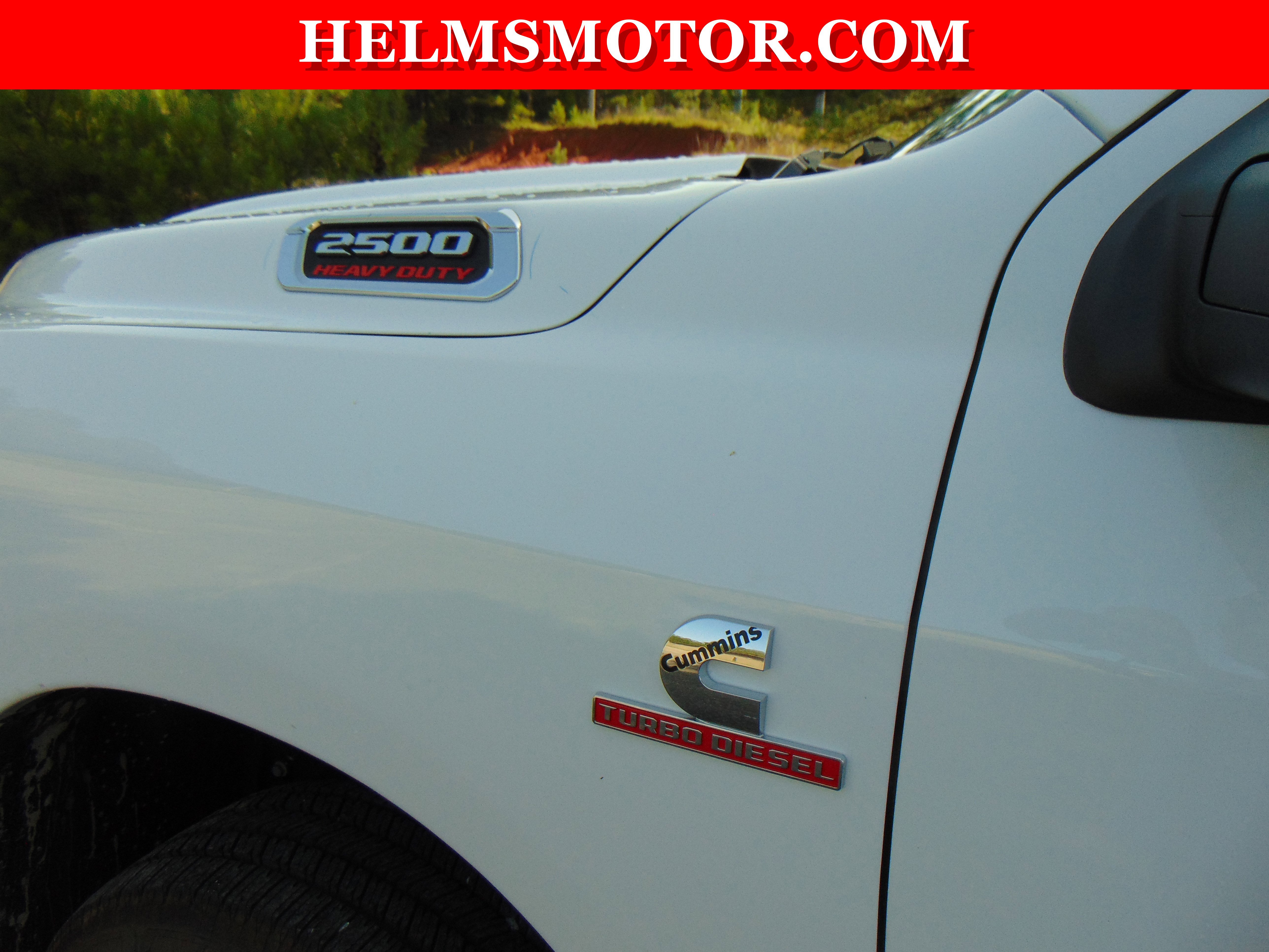 New 2025 RAM 2500 Laramie AWD/4WD image 18