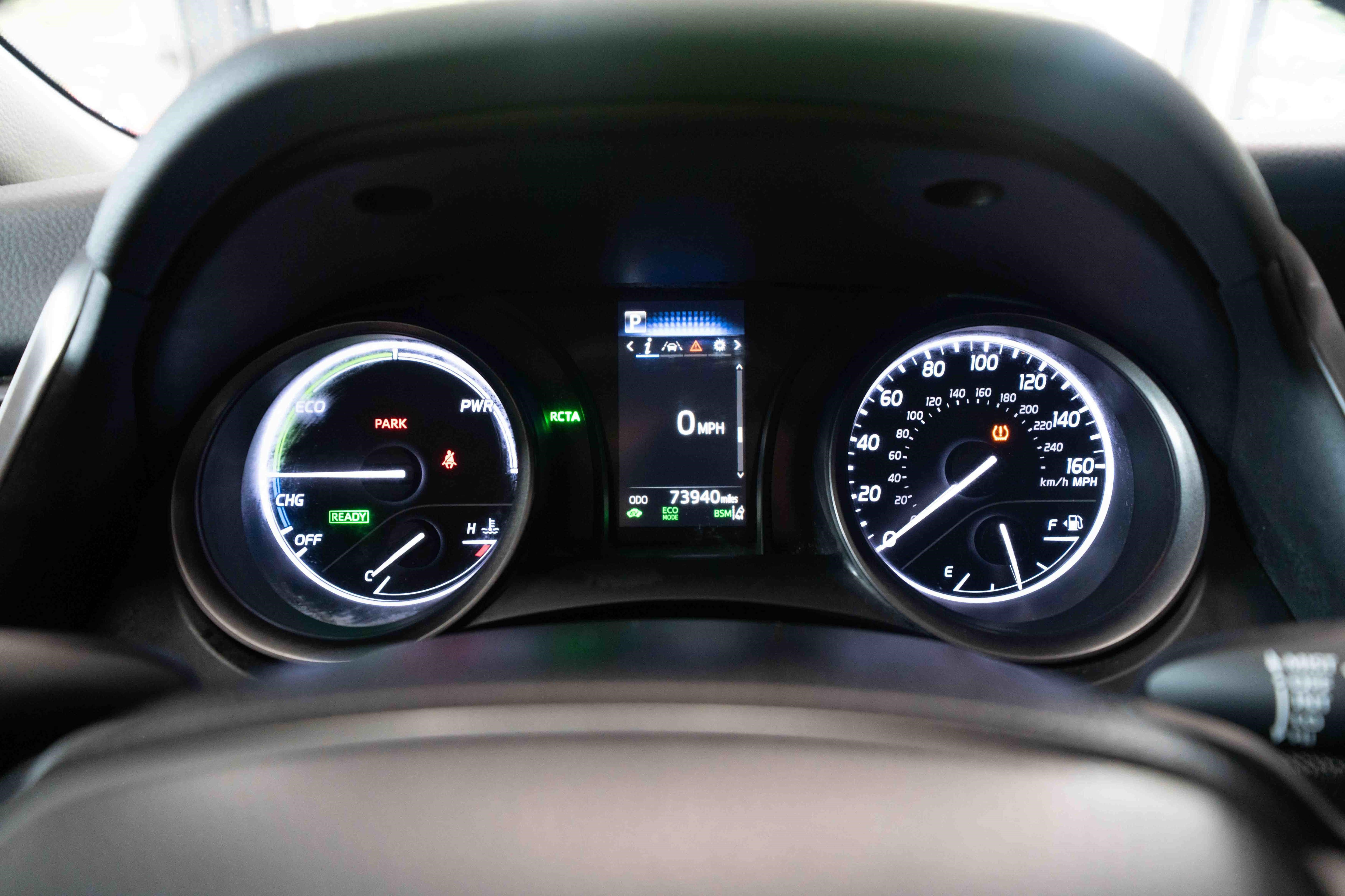 Used 2022 Toyota Camry SE w/ Cold Weather Package FWD image 16