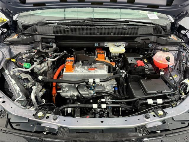 New 2026 Chevrolet Equinox EV LT AWD/4WD image 10