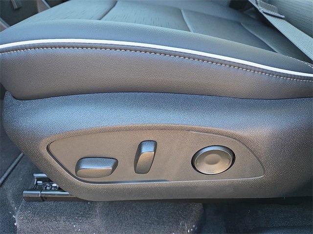 New 2026 Buick Enclave Sport Touring w/ Power Package image 9