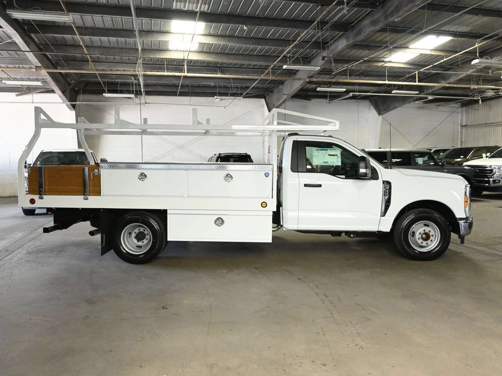 New 2026 Ford F350 XL w/ XL Chrome Package RWD image 34