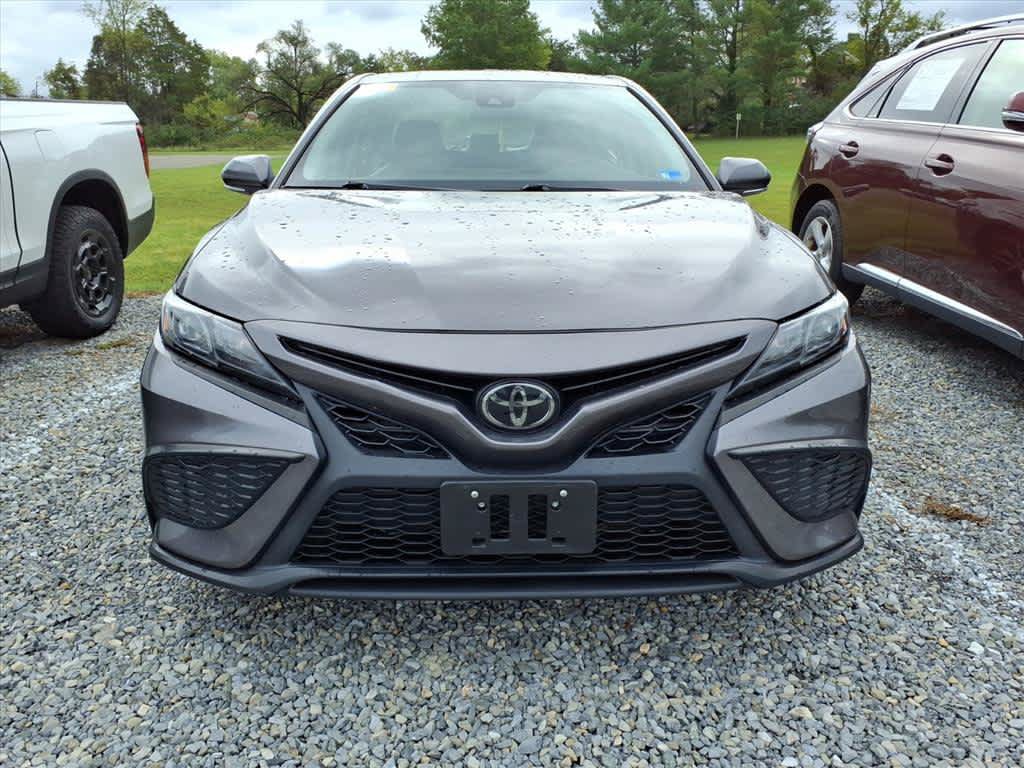 Used 2023 Toyota Camry SE FWD image 6