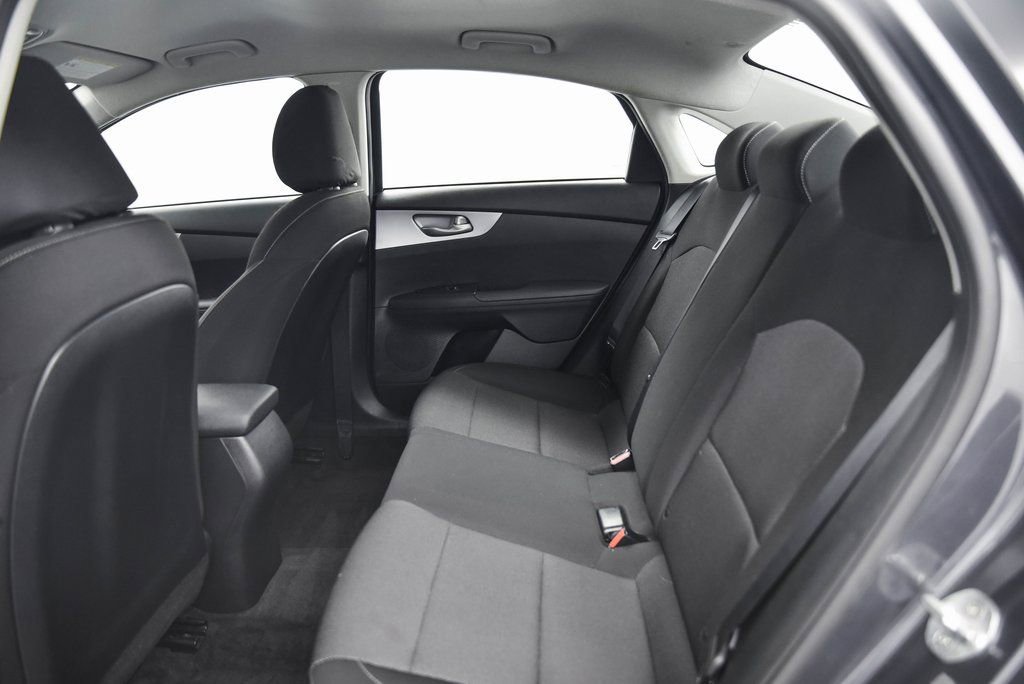 Used 2022 Kia Forte LXS image 14