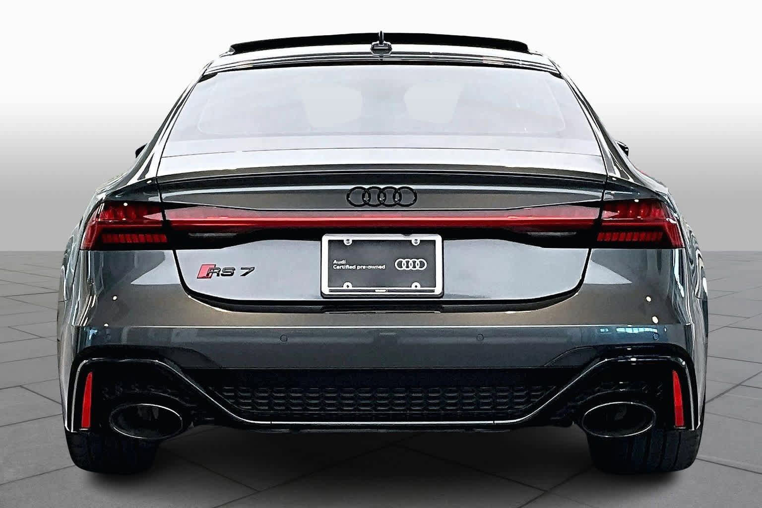 Certified 2025 Audi RS 7 Performance w/ Black Optic Package image 5
