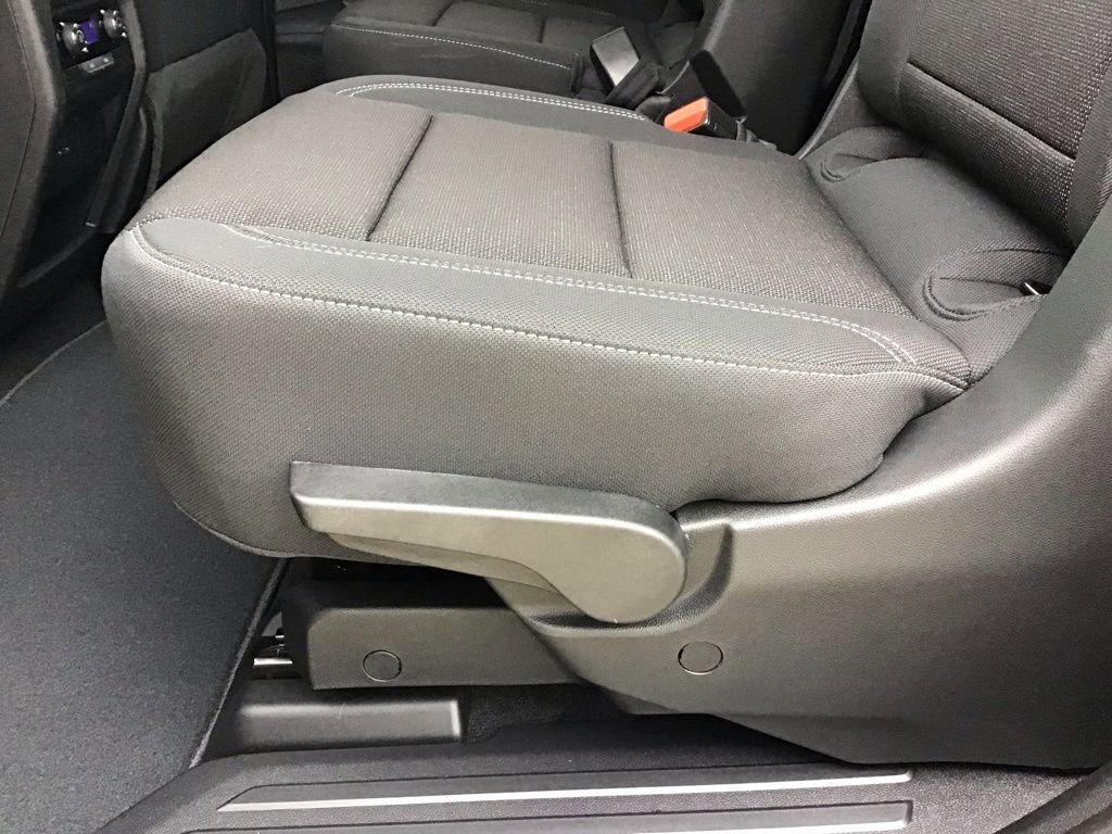 New 2026 Chevrolet Traverse LT image 16