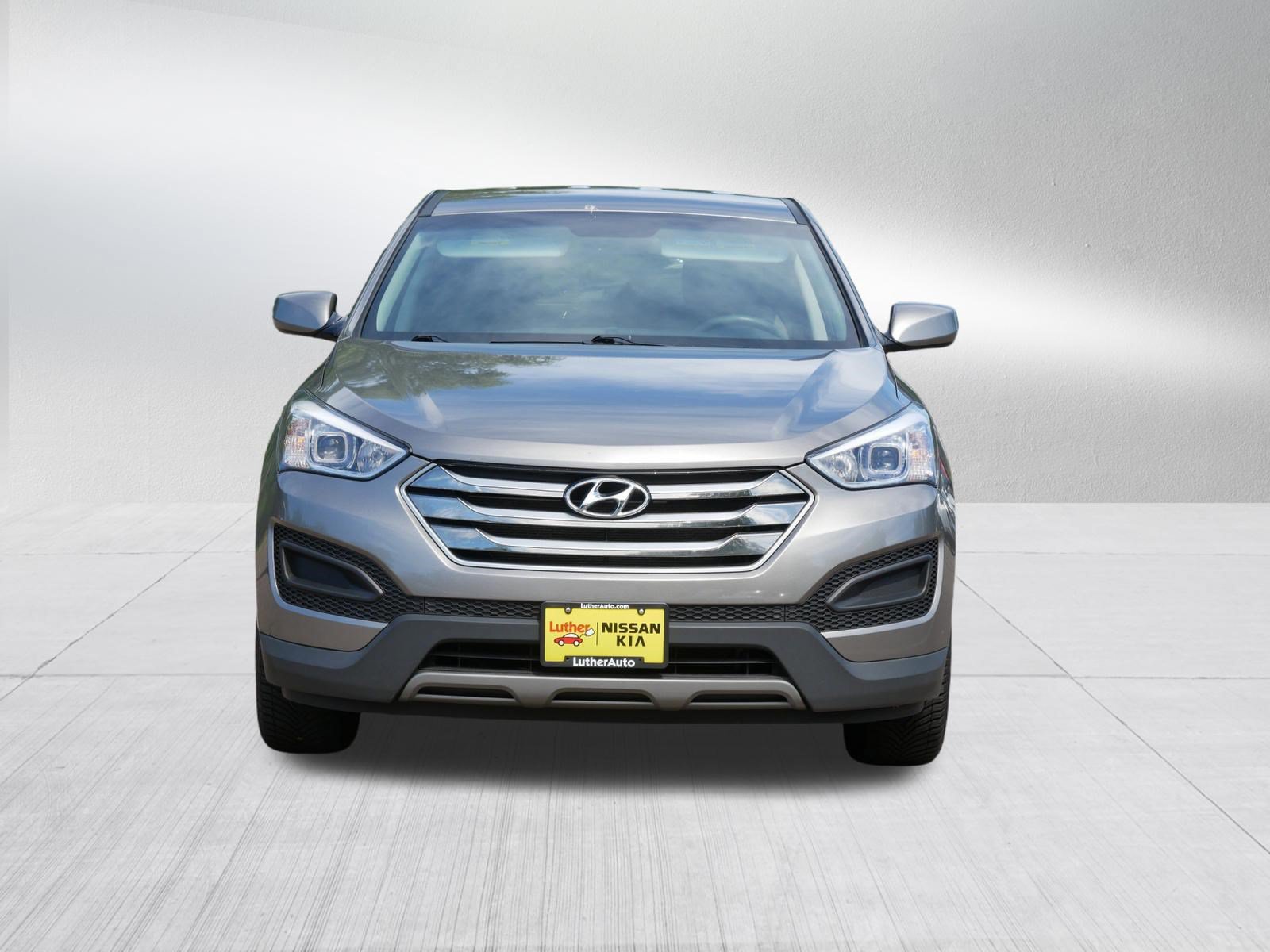Used 2015 Hyundai Santa Fe Sport AWD/4WD image 2