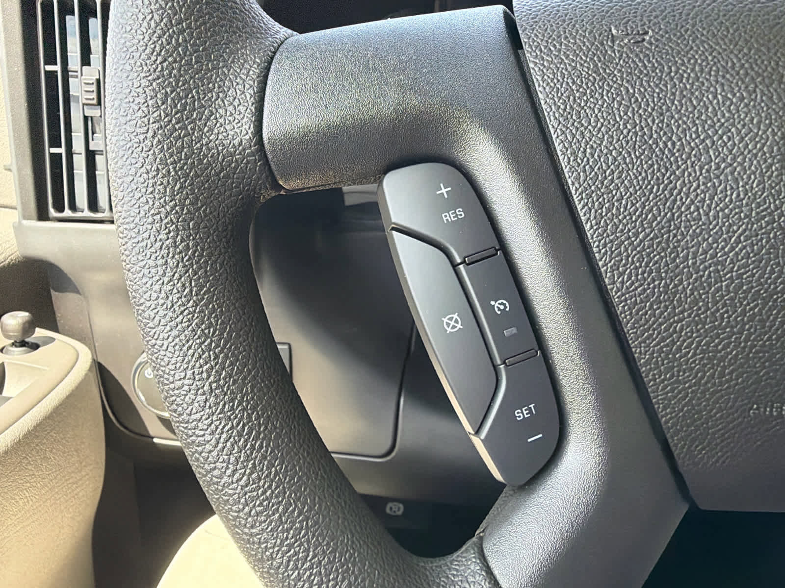 New 2025 GMC Savana 2500 w/ Driver Convenience Package RWD image 23