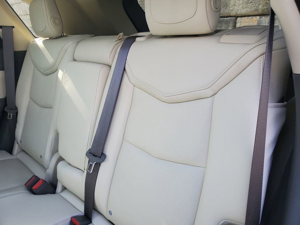 Used 2017 Cadillac XT5 Luxury w/ Driver Awareness Package FWD image 36