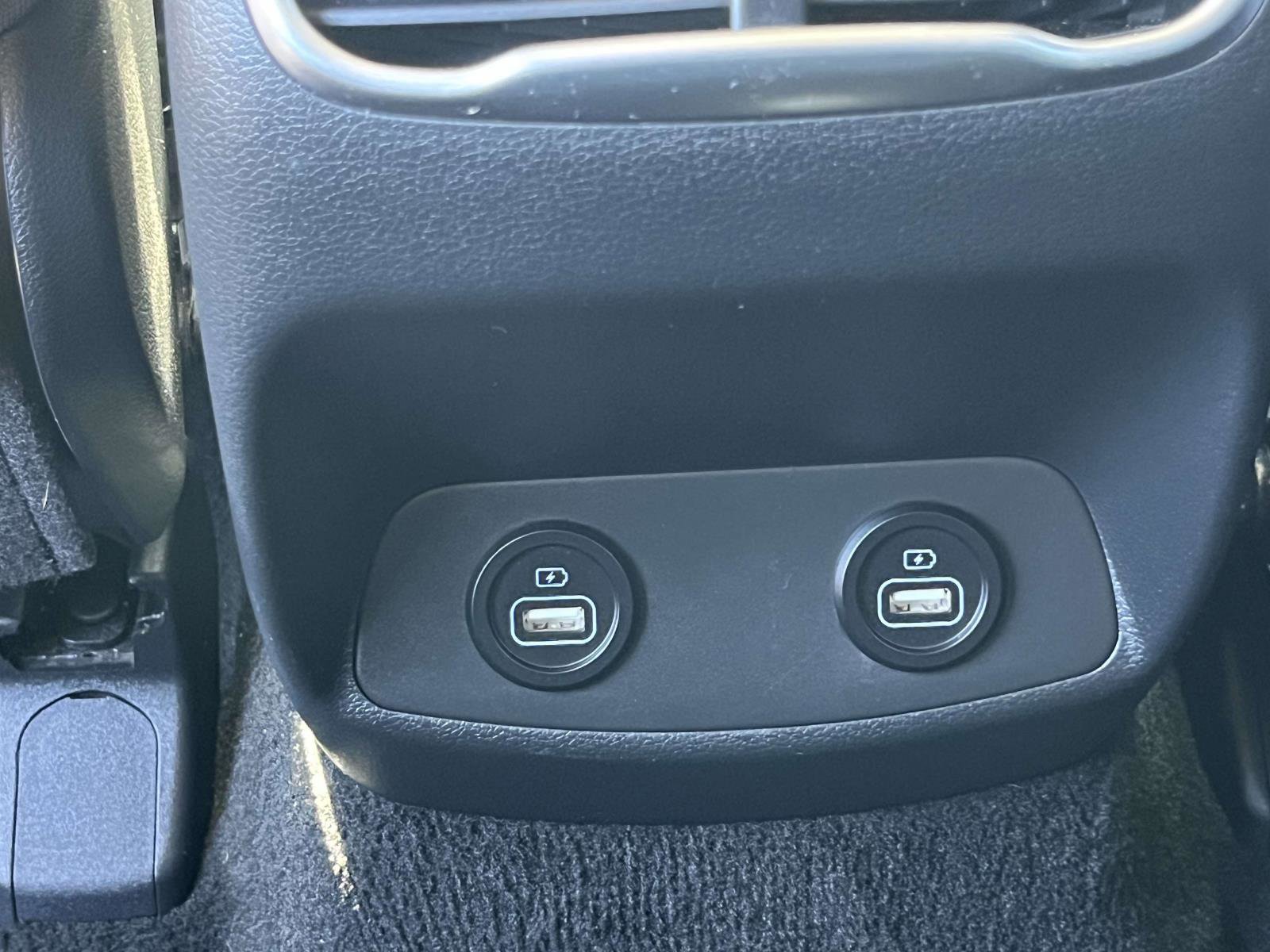 Certified 2023 Hyundai Santa Fe SEL FWD image 9