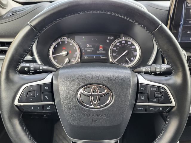 Used 2022 Toyota Highlander Limited image 15