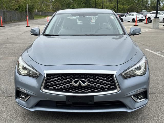 Used 2019 INFINITI Q50 Luxe w/ Essential Package (3.0T Luxe) AWD/4WD image 2