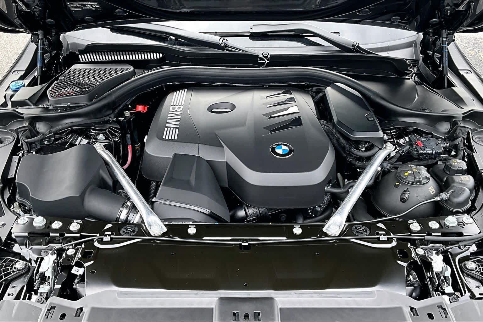 Certified 2026 BMW 530i w/ Executive Package RWD image 32