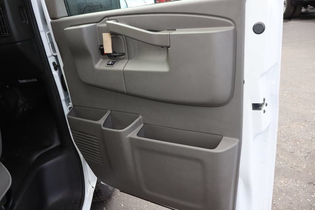 New 2026 Chevrolet Express 3500 w/ Power Convenience Package RWD image 22