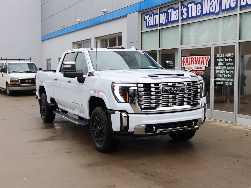 New 2026 GMC Sierra 3500 Denali w/ Denali Reserve Package image 2