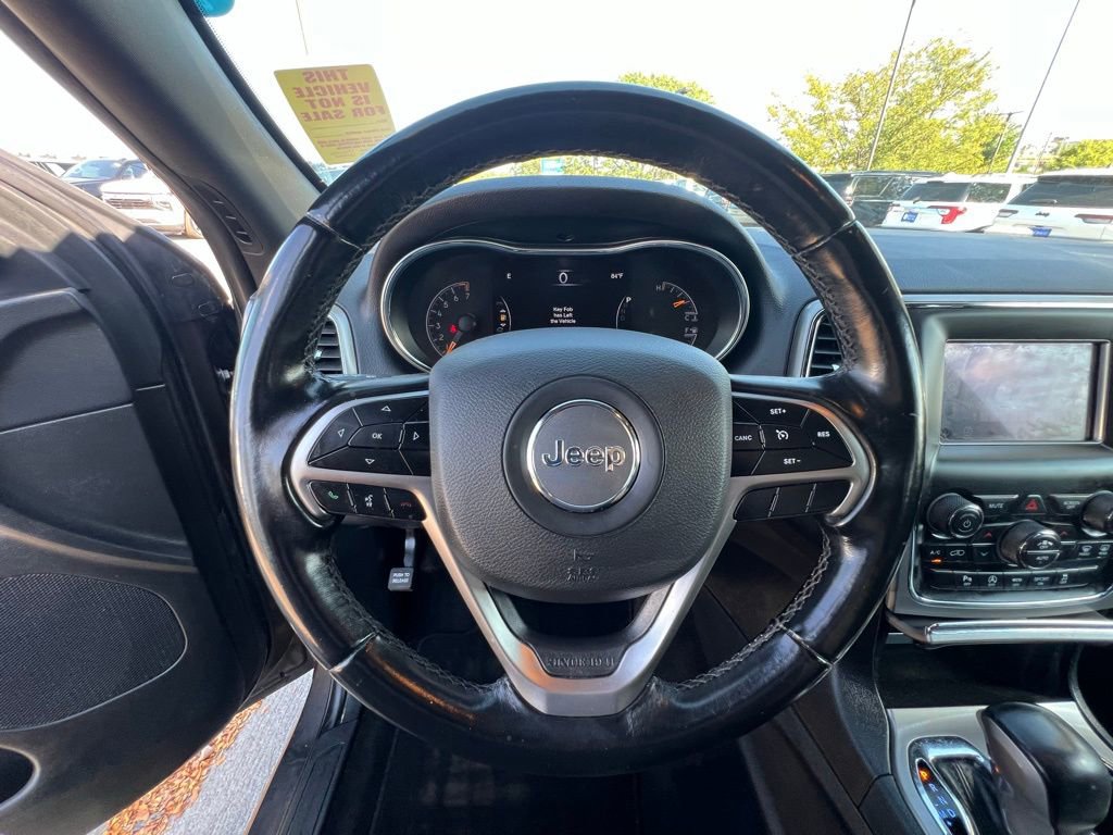 Used 2020 Jeep Grand Cherokee Laredo image 36