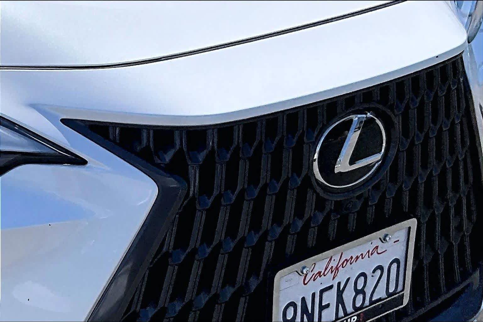 Certified 2025 Lexus NX 450h+ AWD w/ Luxury Package image 28