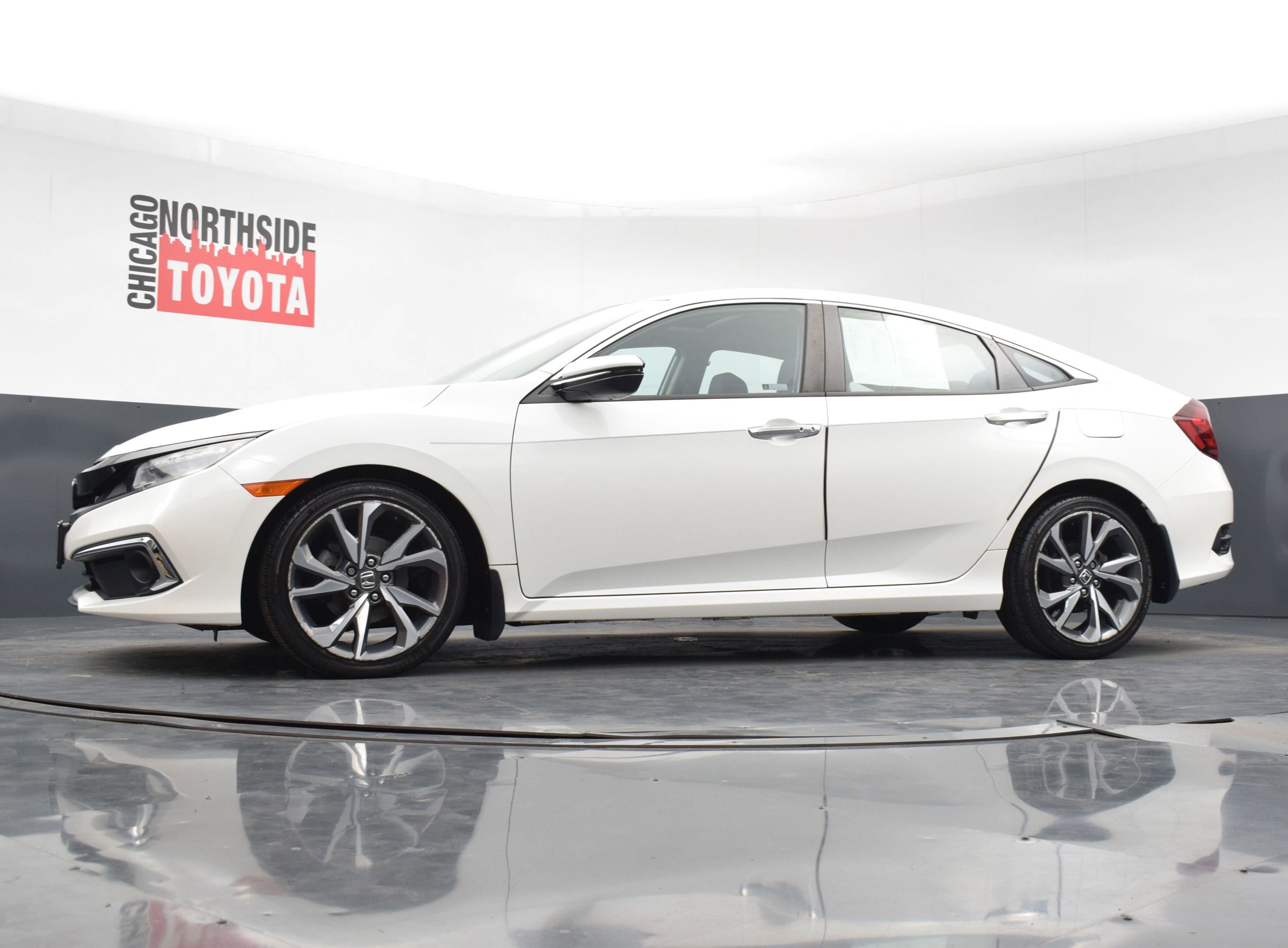 Used 2020 Honda Civic Touring image 30