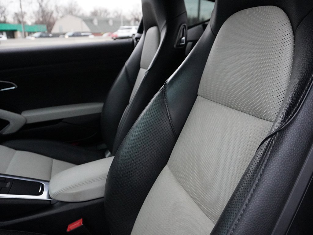 Used 2019 Porsche 718 Cayman S image 33