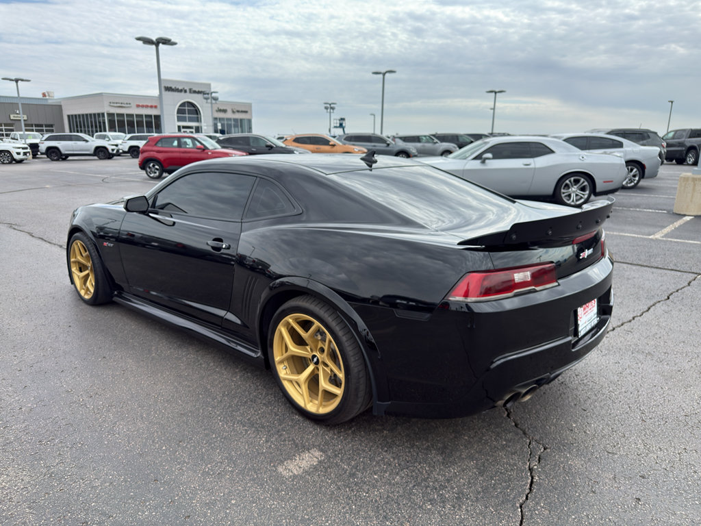 Used 2015 Chevrolet Camaro Z/28 RWD image 7