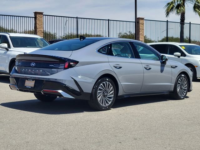 New 2026 Hyundai Sonata SEL FWD image 4