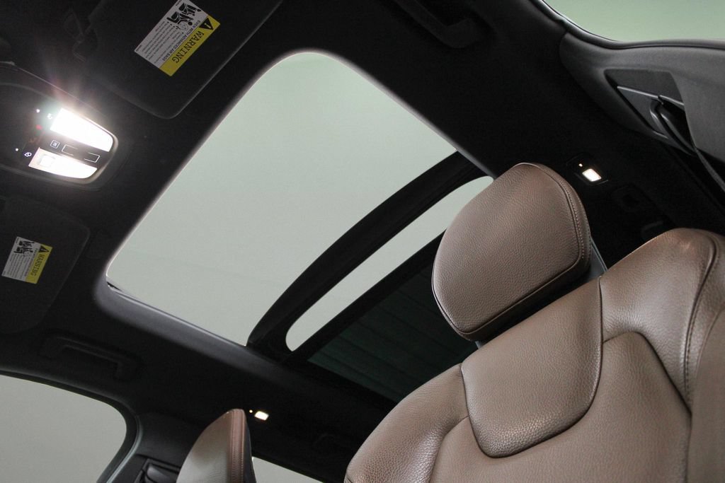 Certified 2023 Volvo XC90 B6 Plus AWD/4WD image 43