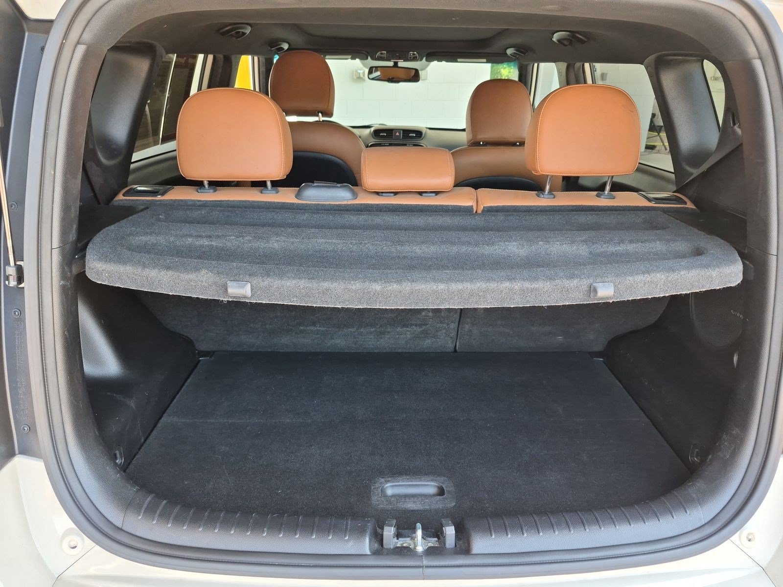 Used 2015 Kia Soul ! w/ Sun & Sound Package FWD image 32