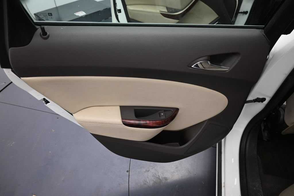 Used 2013 Buick Verano Leather FWD image 22