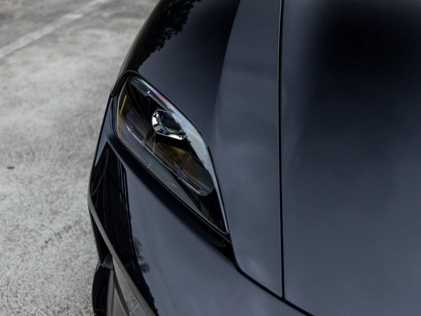 New 2025 Porsche Taycan 4S AWD/4WD image 14