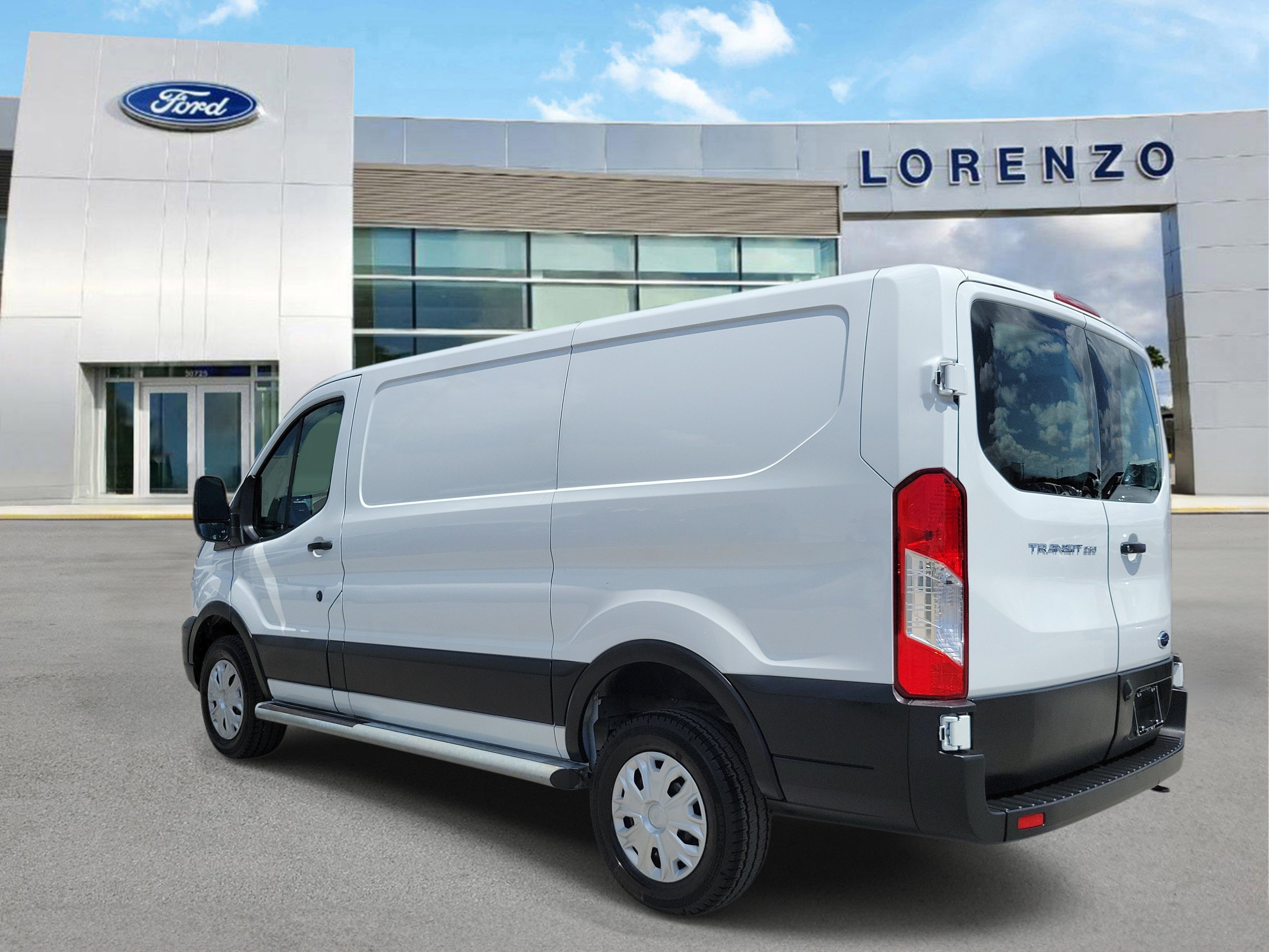 Used 2024 Ford Transit 250 Low Roof w/ Exterior Upgrade Package RWD image 7