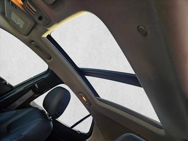 Used 2022 Buick Encore GX Essence w/ Experience Buick Package image 15