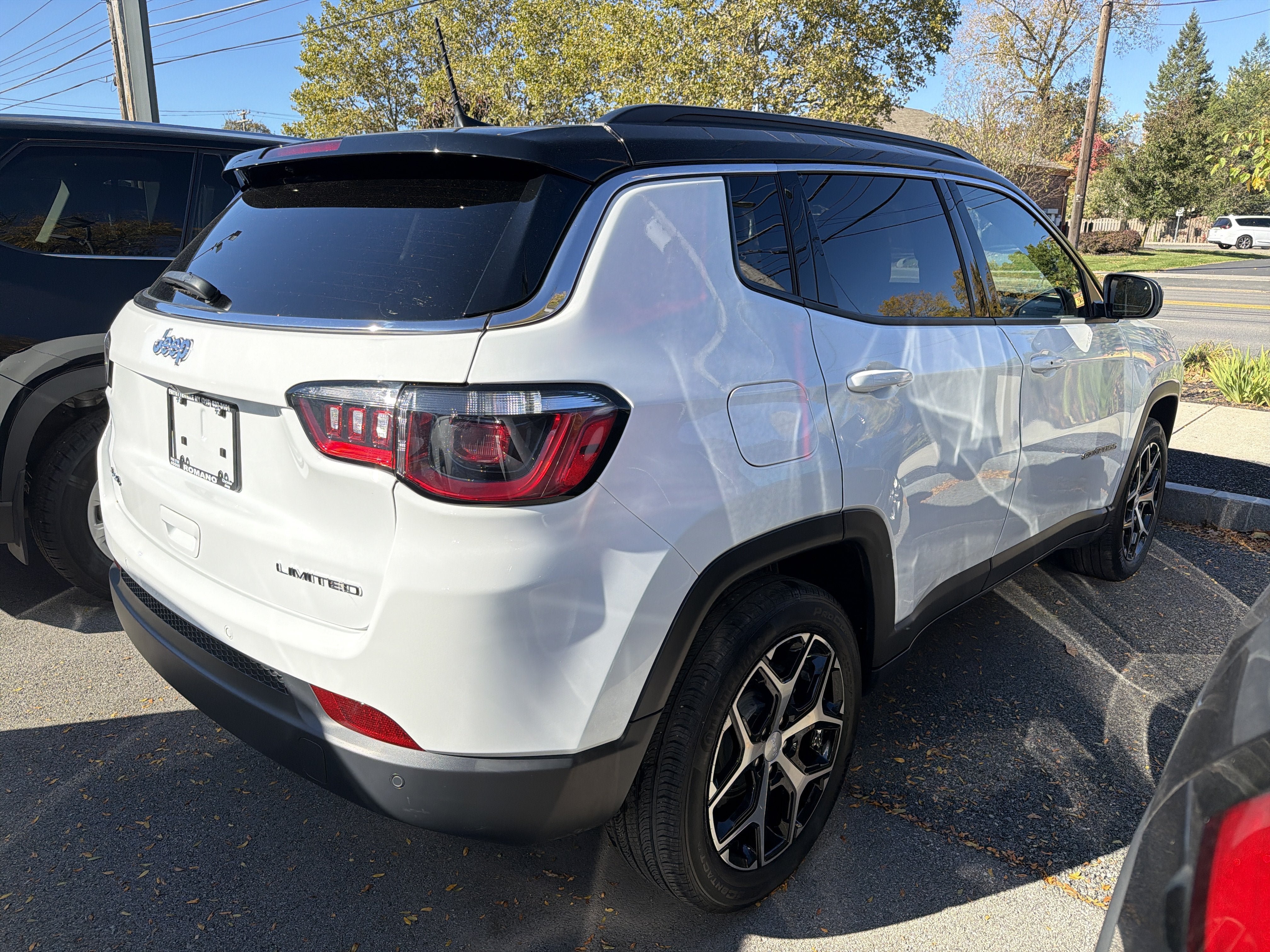 Used 2024 Jeep Compass Limited AWD/4WD image 6