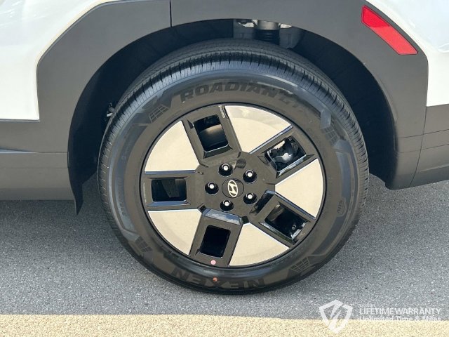 New 2027 Hyundai Santa Fe SEL FWD image 14
