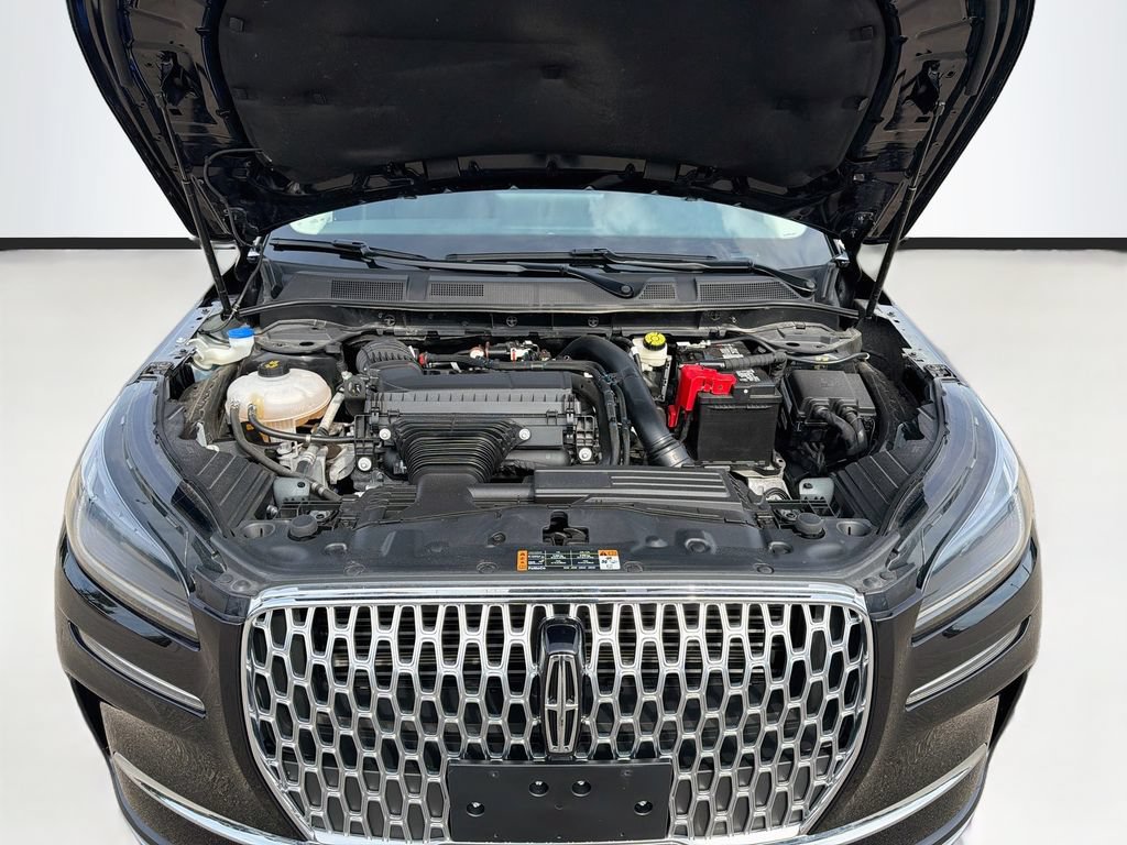 Used 2024 Lincoln Corsair AWD image 31
