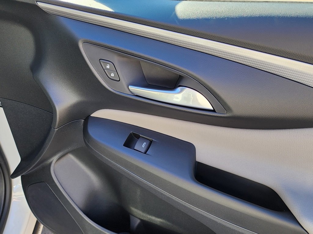 New 2026 Buick Envista Avenir image 36