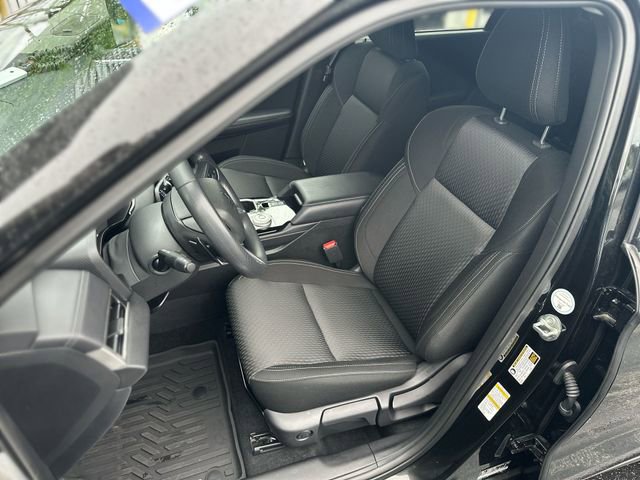 Used 2025 Mitsubishi Outlander ES FWD image 12