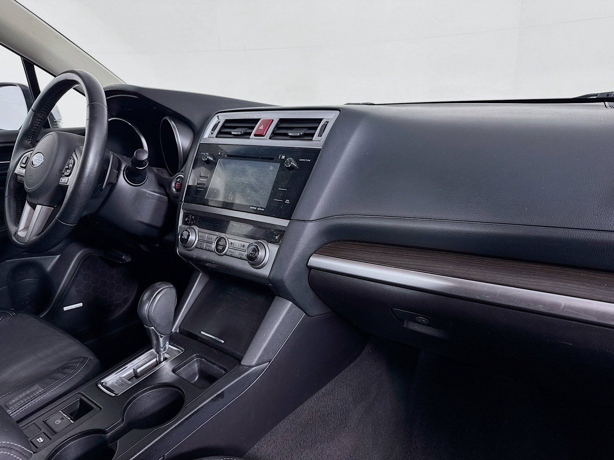 Used 2016 Subaru Legacy 2.5i Limited image 28