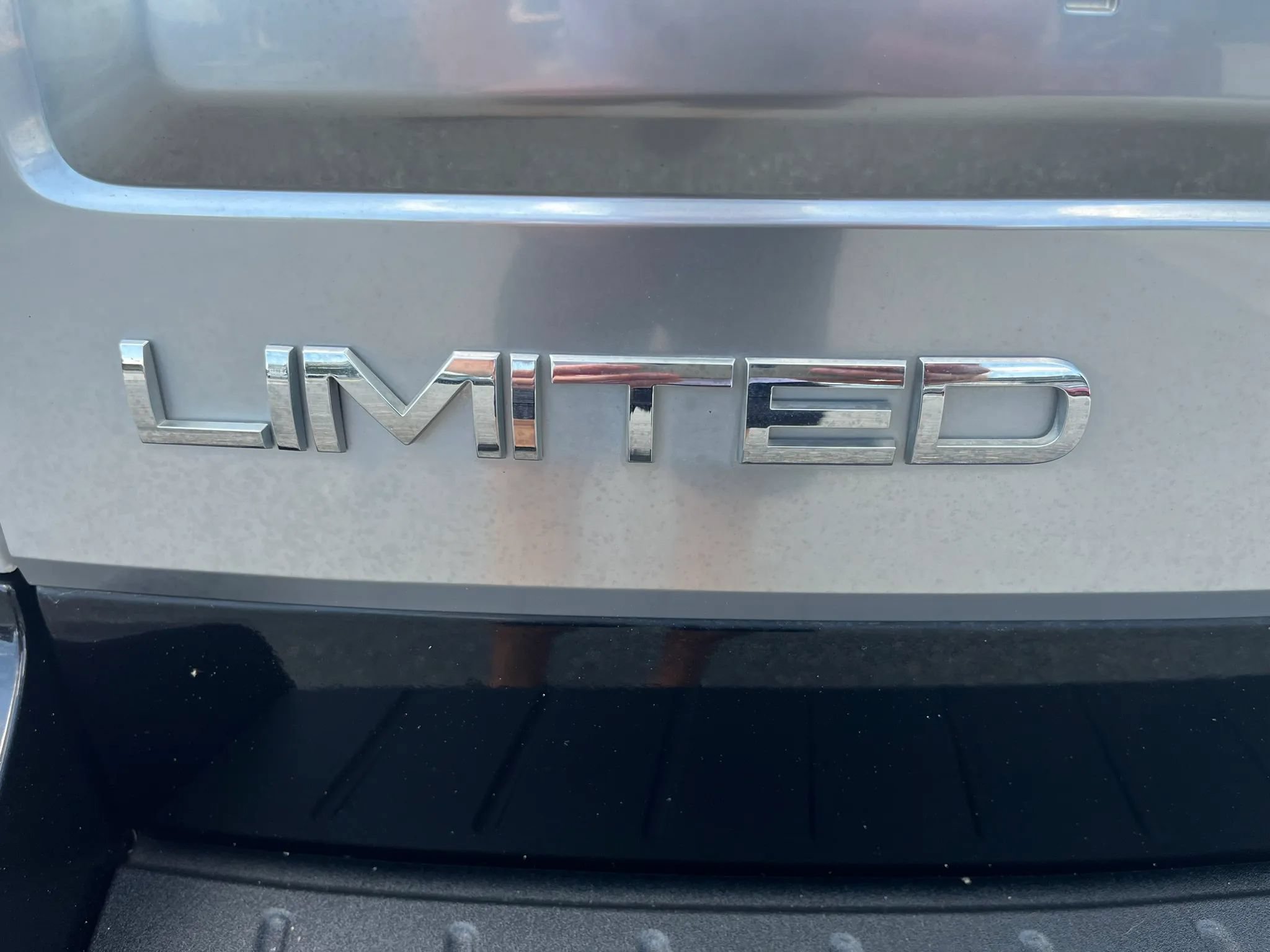 Used 2019 Ford Flex Limited w/ Equipment Group 301A FWD image 9