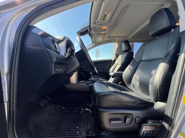 Used 2017 Toyota RAV4 Limited image 16